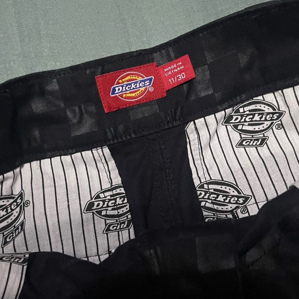 Dickies skirt - Picture 2 of 3